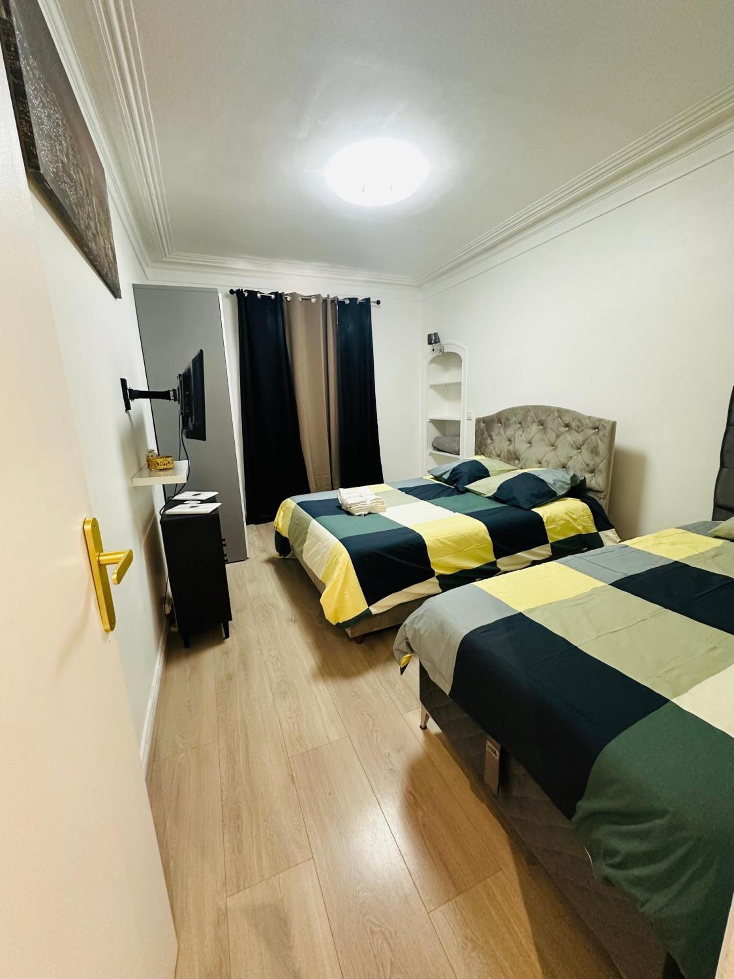 Appartement Parisien Buitenkant foto