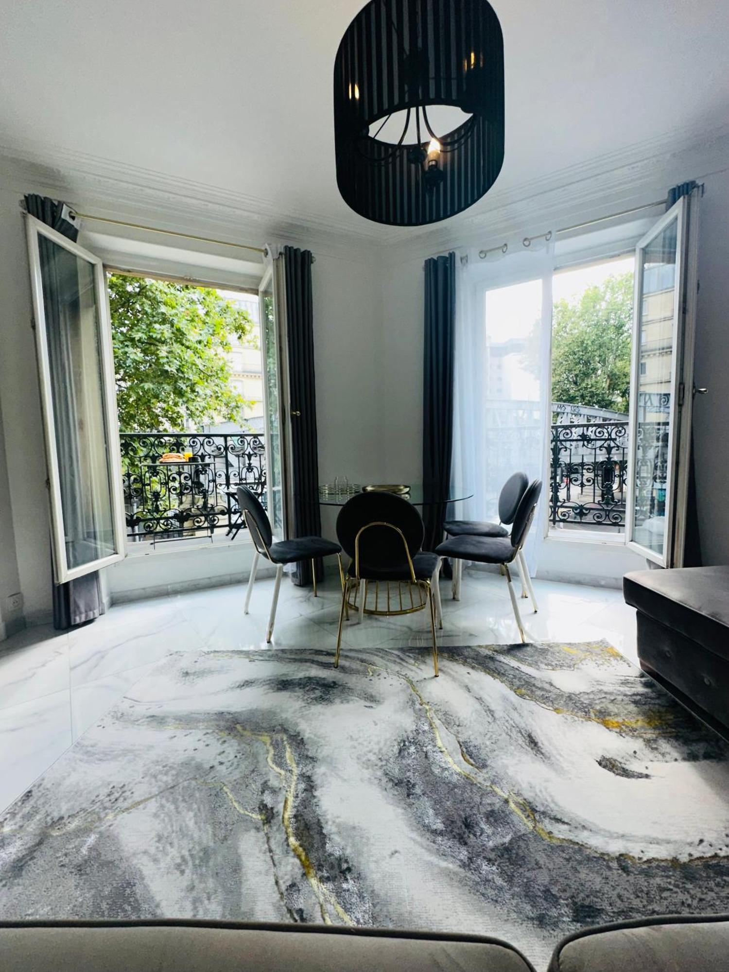 Appartement Parisien Buitenkant foto