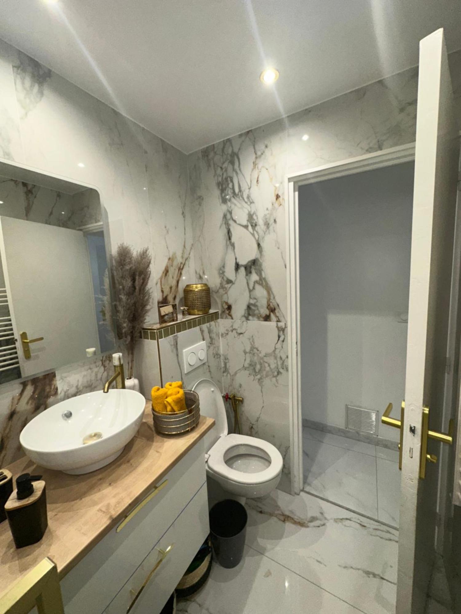 Appartement Parisien Buitenkant foto
